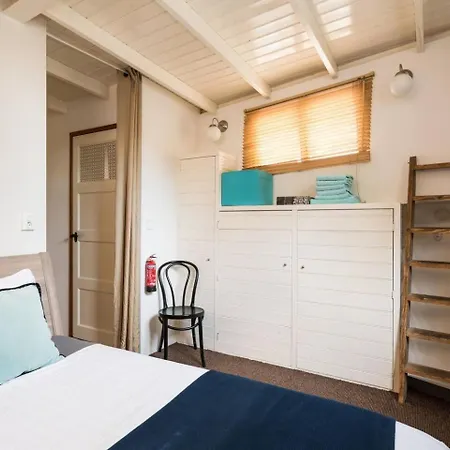 Luxury Large Houseboat Azara