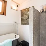 Luxury Large Houseboat Azara *