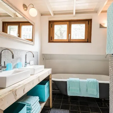 Feriehus Luxury Large Houseboat Azara Amsterdam