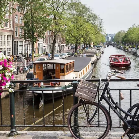 Feriehus Luxury Large Houseboat Azara *