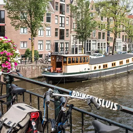 Prázdninový dům Luxury Large Houseboat Azara *