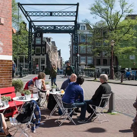 Luxury Large Houseboat Azara Feriehus *