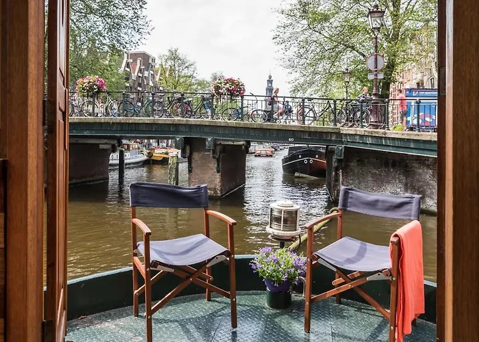 Luxury Large Houseboat Azara *