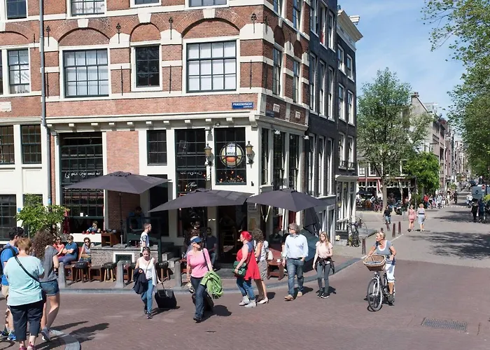 Luxury Large Houseboat Azara Amsterdam